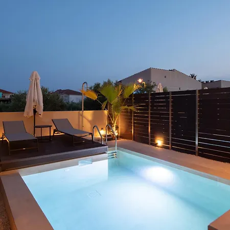 Vista Luxury * Νέος Μαρμαράς