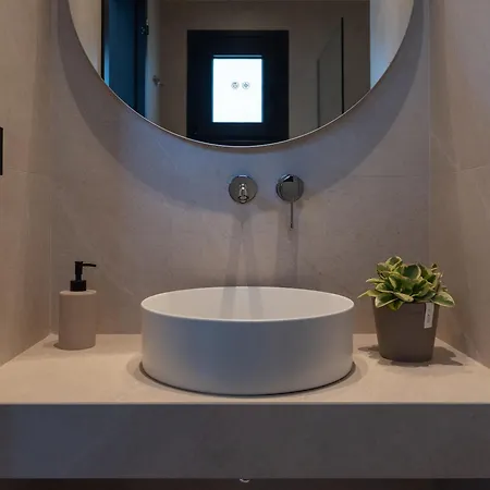 Ξενοδοχείο με διαμερίσματα Vista Luxury *