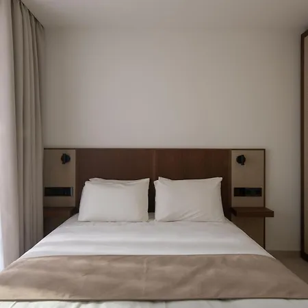 Vista Luxury נאוס מרמרס